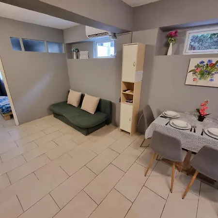 Tea Apartment